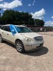 2010 Buick Enclave 2XL - Exterior Front Right Corner Image